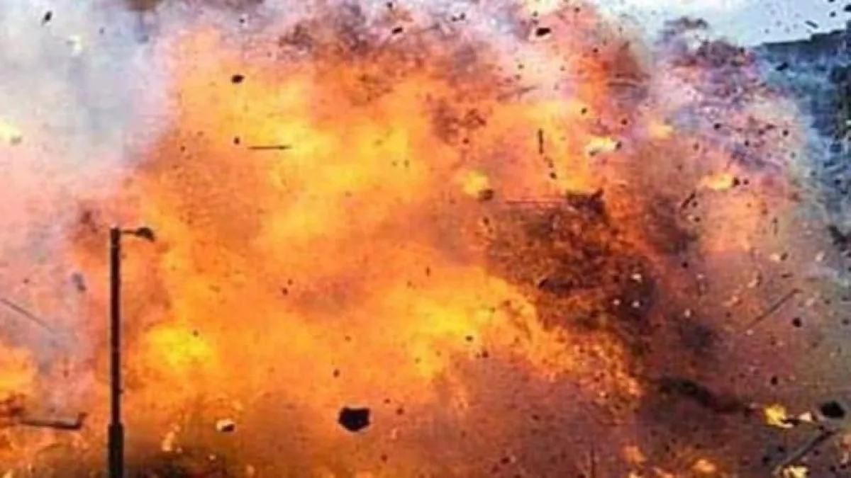 Explosion rocks shop in South 24 Parganas, injuring couple