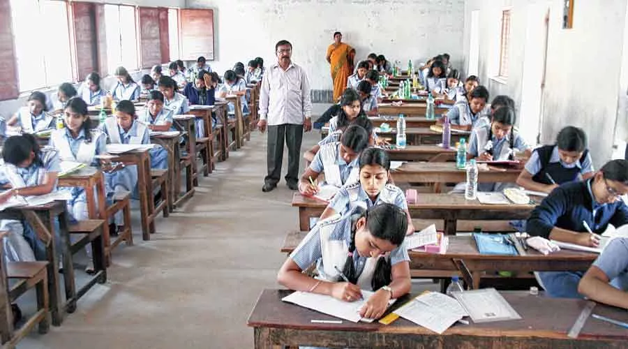 उच्च माध्यमिक : परीक्षा केंद्रों पर इस बार भी लगेंगे मेटल डिटेक्टर