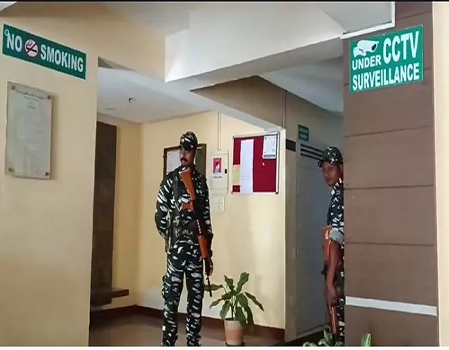 भर्ती घोटाले में गिरफ्तार कुंतल के चिनार पार्क स्थित आवास पर पहुंची ईडी की टीम