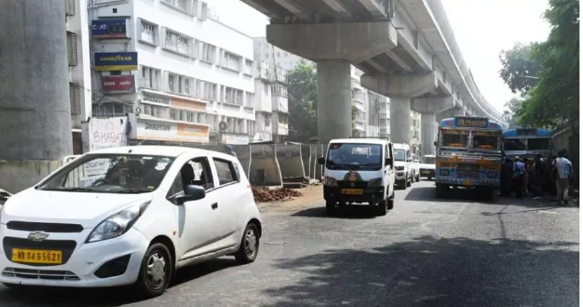 Salt Lake civic body allocates Rs 10 lakh to each 41 wards to complete road repairs before Diwali