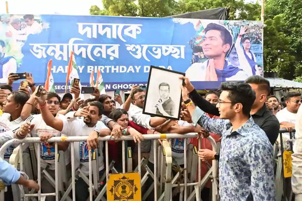 Abhishek Banerjee celebrates 36th Birthday amidst enthusiastic supporters in West Bengal | Watch Video