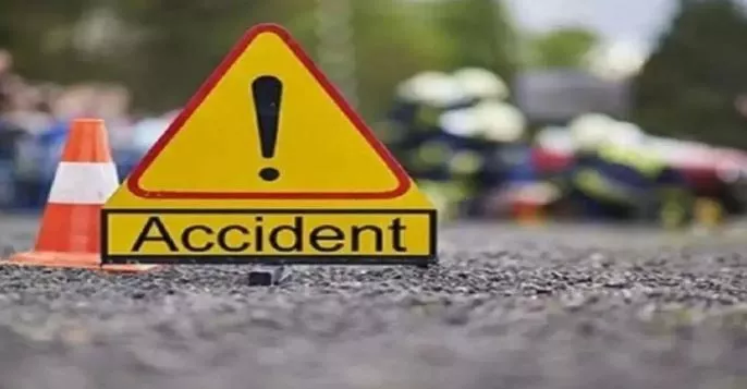 Road accident on NH 16: Three injured as mini truck overturns in East Medinipur
