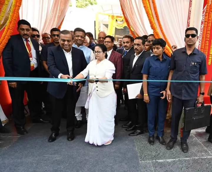 बंगाल में दो दिवसीय ग्लोबल बिजनेस समिट का आगाज, रिलायंस ने की 20 हजार करोड़ के निवेश की घोषणा,  सौरभ गांगुली होंगे बंगाल के नए ब्रांड एंबेसडर