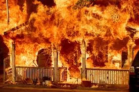 Plastic factory in Shantipur burns into ashes