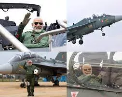 प्रधानमंत्री मोदी ने स्वदेशी तेजस लड़ाकू विमान में भरी उड़ान