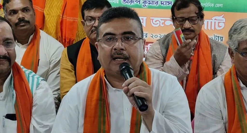 राष्ट्रगान के अपमान पर भाजपा के 11 विधायकों के खिलाफ दो प्राथमिकी