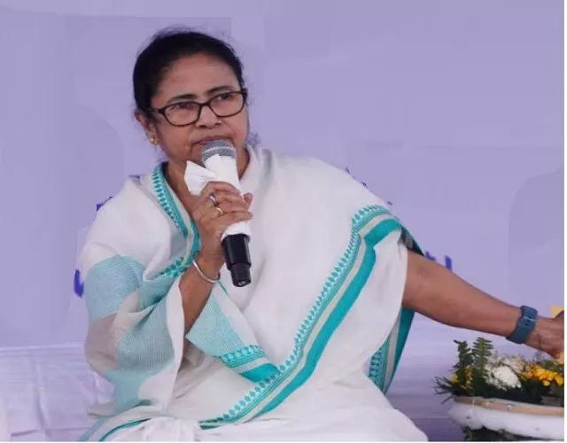 ममता ने की जीटीए के लिए 75 करोड़ अनुदान की घोषणा, कहा - पहाड़ और समतल को बांटने की कोशिश सफल नहीं होगी