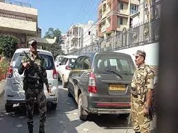 कांग्रेस सांसद धीरज साहू के ठिकानों पर चौथे दिन भी आईटी की छापेमारी