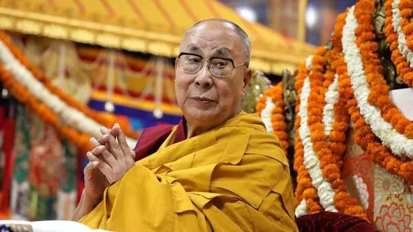 14th Dalai Lama reaches  Siliguri's Salugara Buddhist Monastery for religious discourse