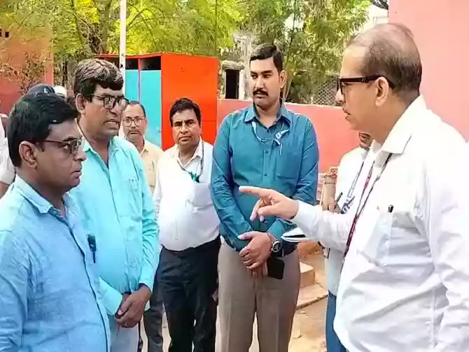 Teachers of Bihar should read KK Pathak's new order, otherwise salary will be stopped from February 1