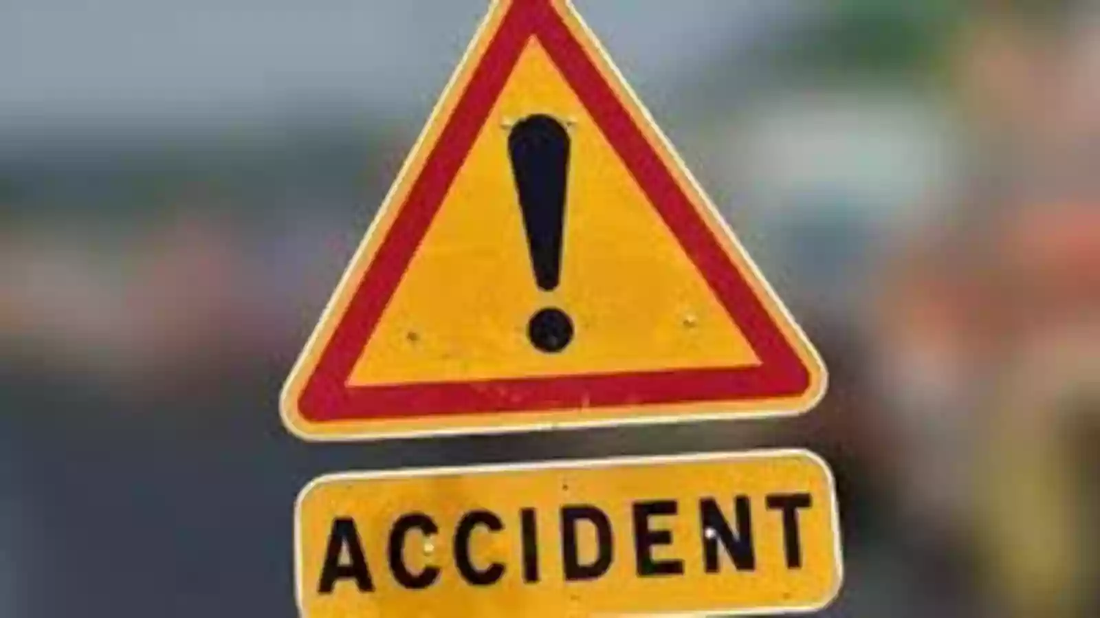 Fatal collision on Nashik-Pune highway claims 4 lives in tragic accident