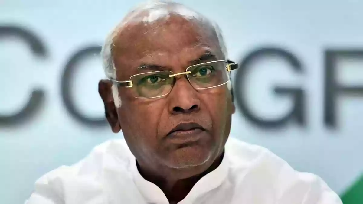 Mamata Banerjee proposes Mallikarjun Kharge for INDIA Bloc's PM candidate