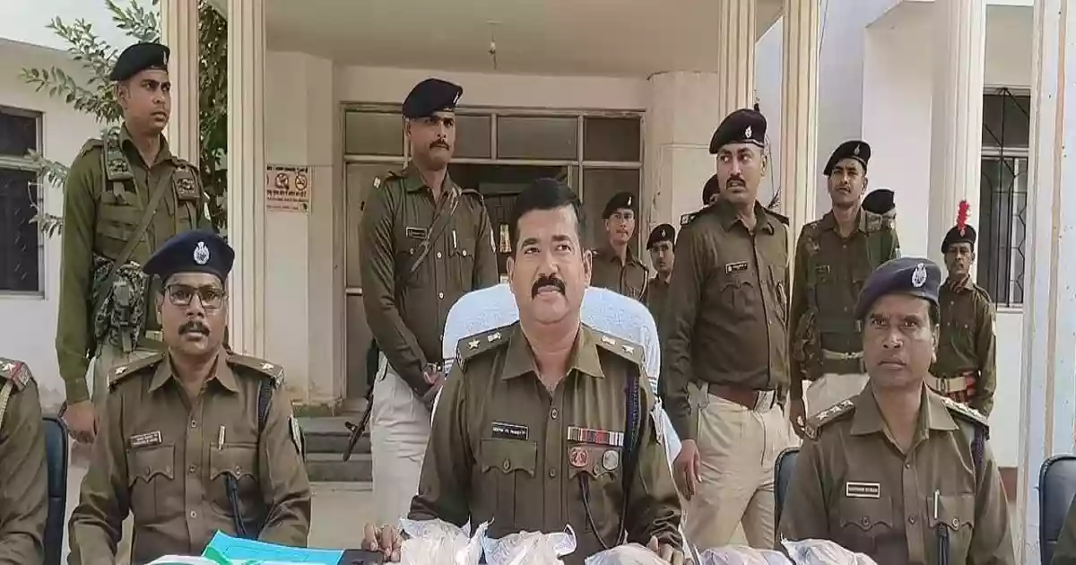 Naxalite involved in encounter arrested in Jharkhand, cache of weapons including INSAS recovered