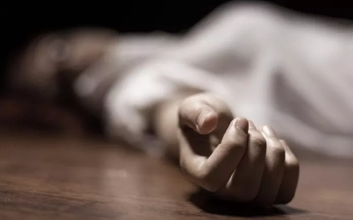 Fifty-five-year-old man struck and killed by toto in Chandannagar
