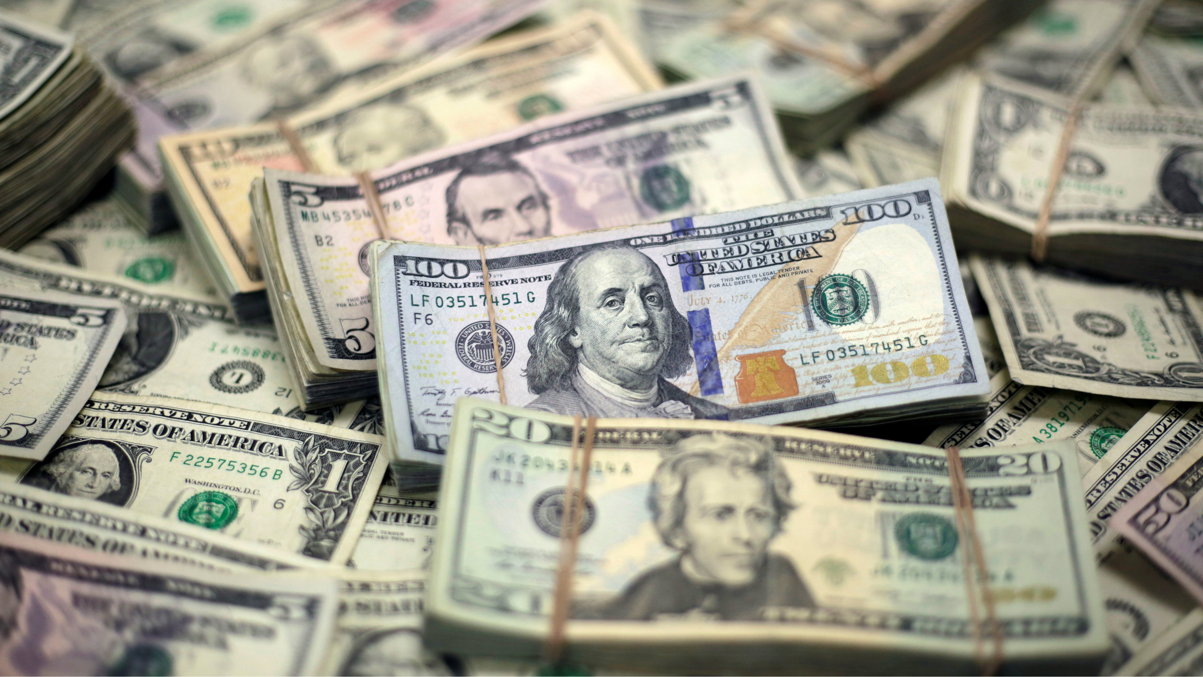 BSF seizes US Dollars worth Rs. 1.39 crores from India-Bangladesh border in Nadia