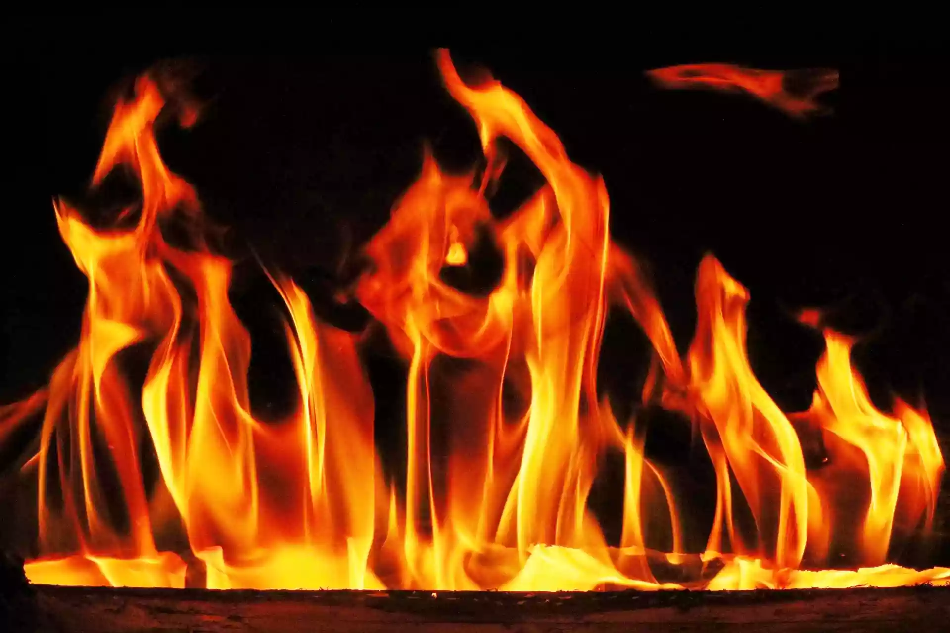  Fire engulfs three shops in Laketown Kalindi