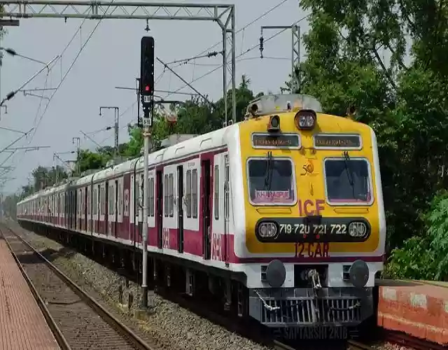  Maintenance work at Howrah Station prompts cancellation of many local trains for 14 days