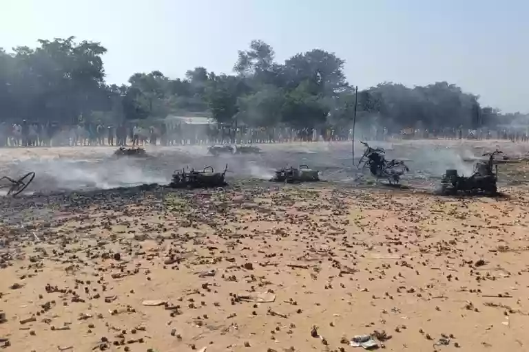 Massive fire destroys goods worth Rs 40 lakh on Makar Sankranti in Jharkhand