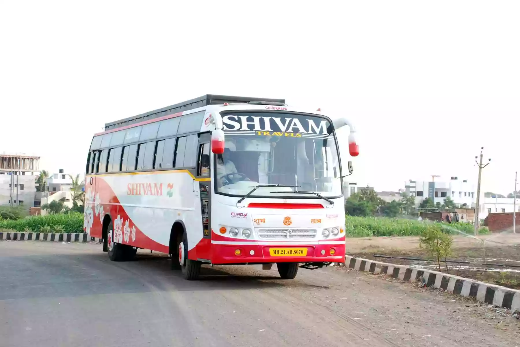 20 lakhs looted from Kolkata-Ranchi bus, one passenger stabbed