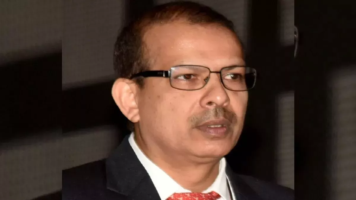 KK Pathak returns to office, orders review meeting amid stir in Bihar education department