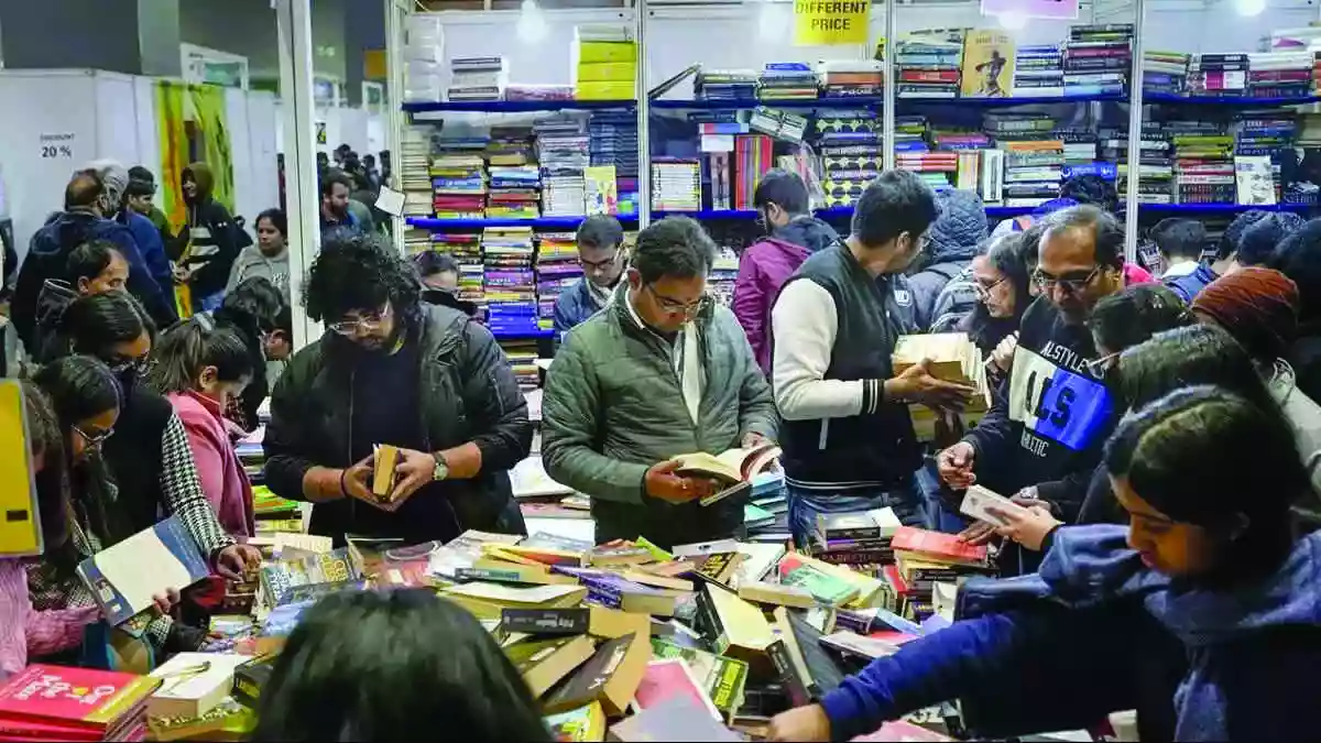  Kolkata International Book Fair attracts a staggering 4 lakh visitors