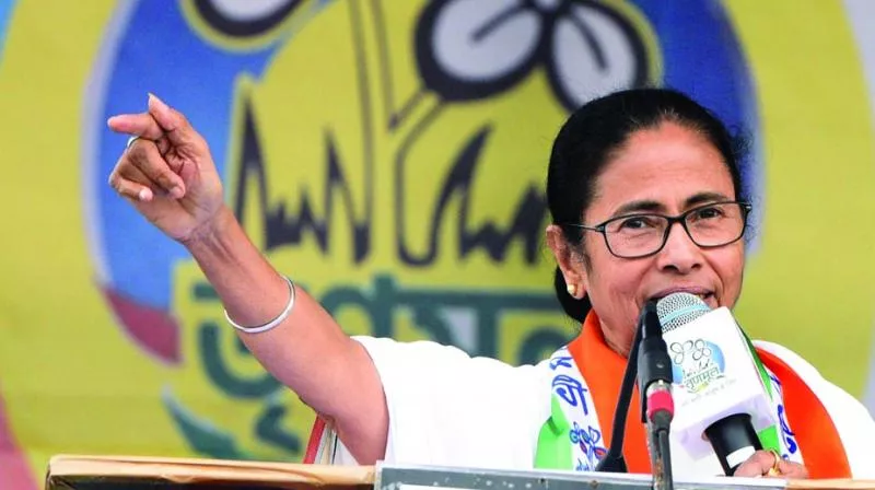 Mamata warns Center of agitation if funds not released within 7 days