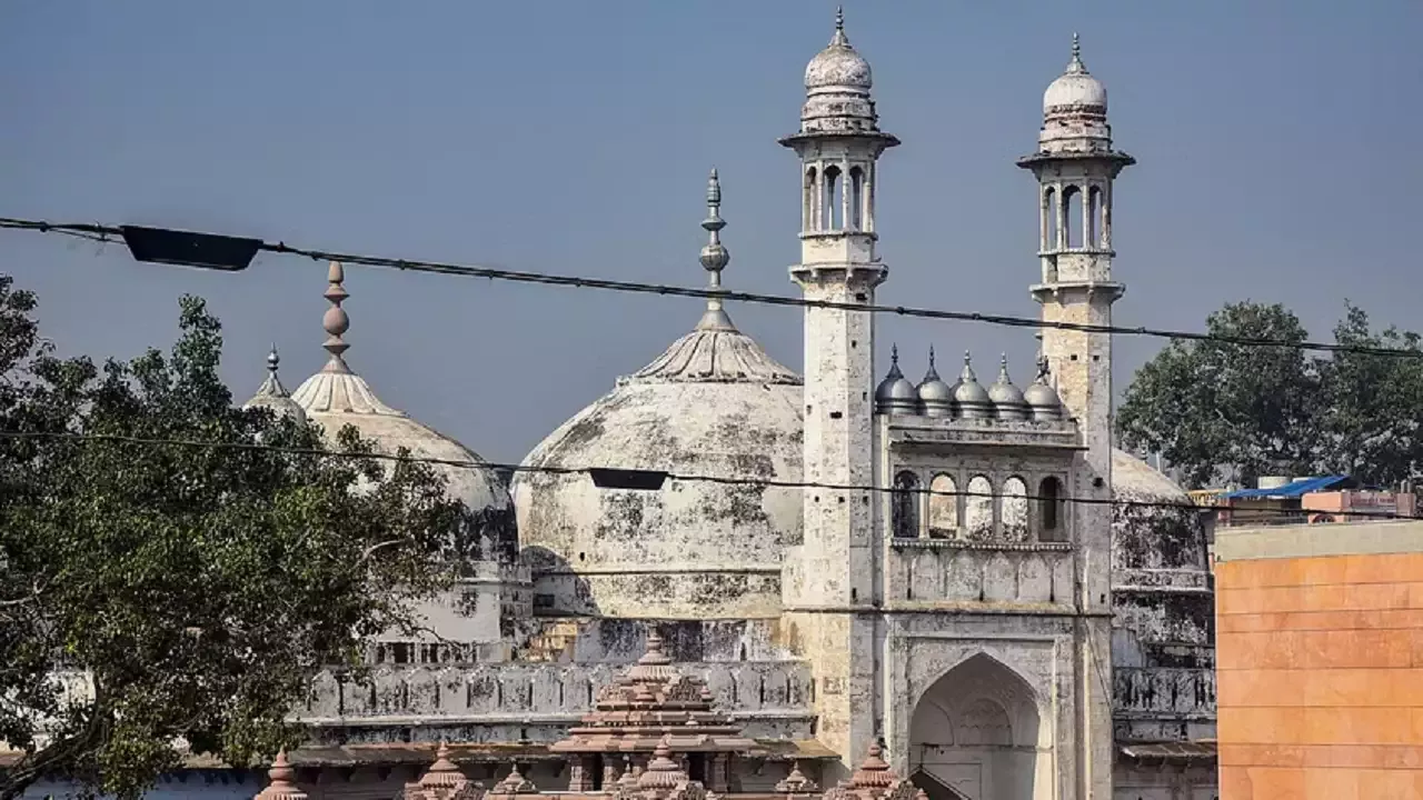 ज्ञानवापी पर हिन्दू पक्ष की बड़ी जीत, कोर्ट ने व्यास जी के तहखाने में पूजा-पाठ की इजाजत दी