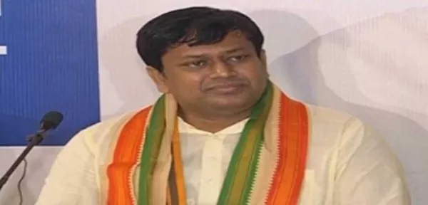 स्वस्थ होकर अस्पताल से घर लौटे भाजपा प्रदेश अध्यक्ष सुकांत मजूमदार