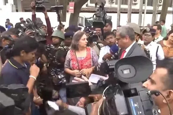 संदेशखाली जा रही फैक्ट फाइंडिंग टीम को कई घंटे की हिरासत के बाद रिहा किया गया