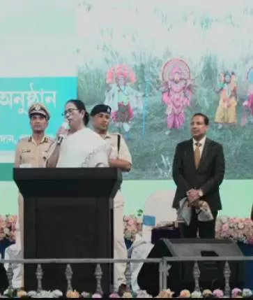 ममता बनर्जी ने श्यामस्टील के 1500 करोड़ के संयत्र का किया उद्घाटन