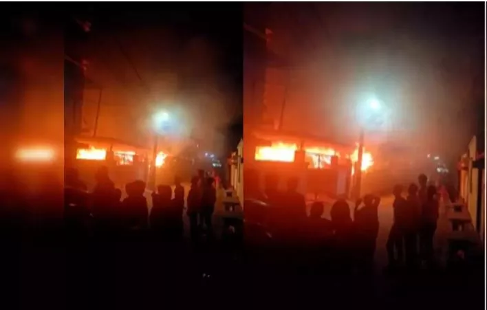 Four houses gutted in fire incident in Siliguri's durga nagar area