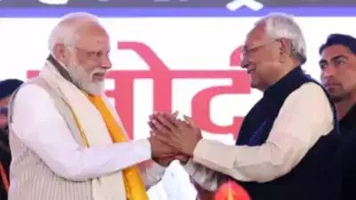 बिहार NDA में सीट शेयरिंग फाइनल: बीजेपी 17, नीतीश-16, चिराग 5, कुशवाहा-मांझी 1-1, पारस का पत्ता साफ