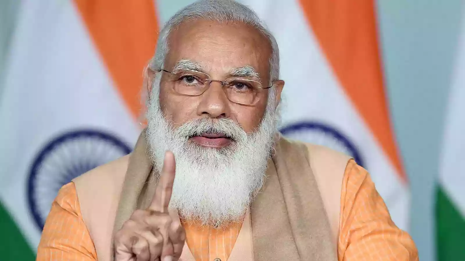 PM Modi encourages bureaucrats in Mumbai, expresses confidence for 3rd term victory