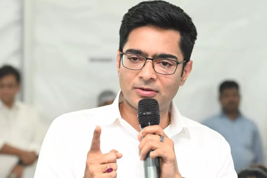'Lack of funds caused cyclone victims' suffering': Abhishek Banerjee in Jalpaiguri 
