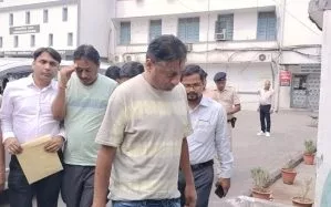 शेल कंपनी बनाकर टैक्स चोरी करने वाले जुड़वां गिरफ्तार