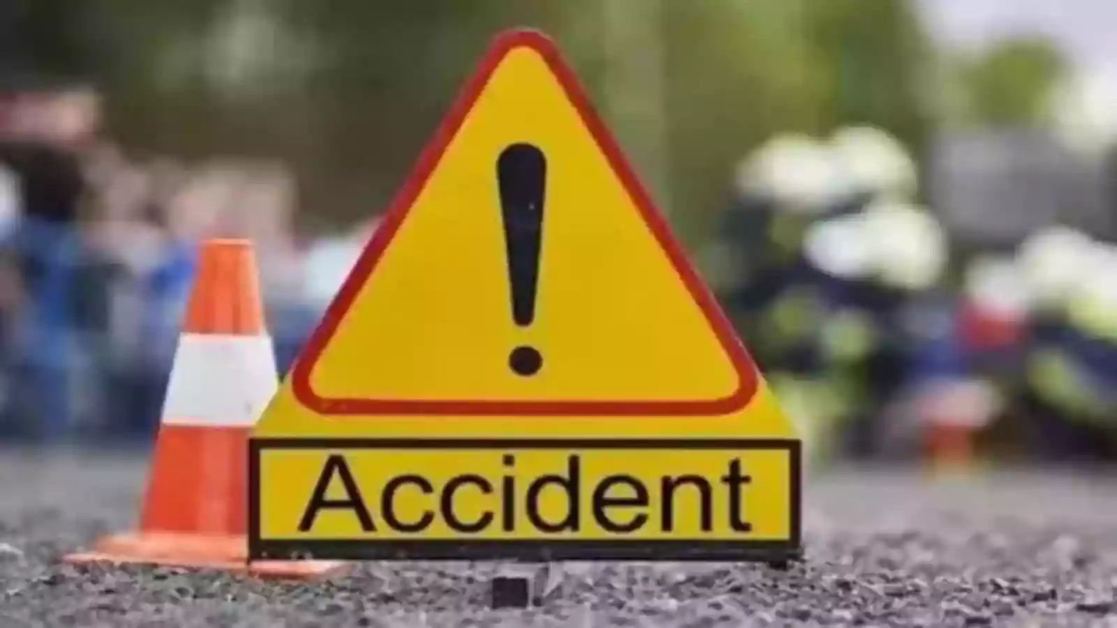 26 injured as matador overturns in Hooghly