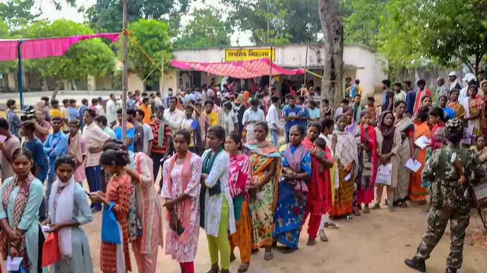 Fifth phase of Lok Sabha elections underway in Bengal; High voter turnout expected