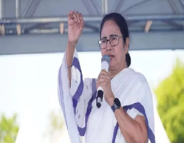 रामकृष्ण मिशन पर हमले को लेकर बोली मुख्यमंत्री, हमारे लोग नहीं थे