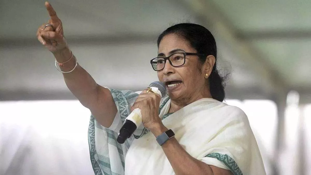 बंगाल में जीत के बाद ममता बनर्जी बोलीं- यूपी में अखिलेश शानदार, बिहार में नतीजे सच नहीं