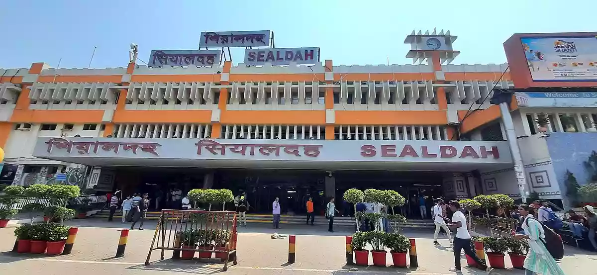 Sealdah railway station to accommodate 12-coach trains from July