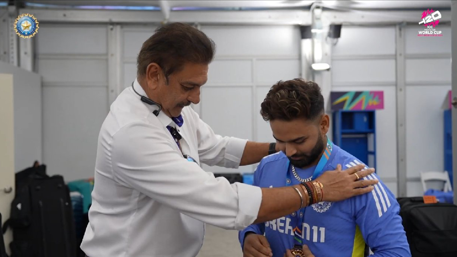 Ravi Shastri gets emotional as Rishabh Pant shines in India's win over Pakistan