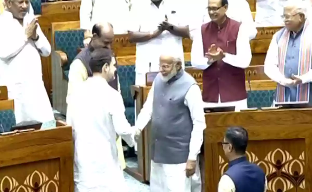 Political civility: Rahul Gandhi and PM Modi shake hands | watch video
