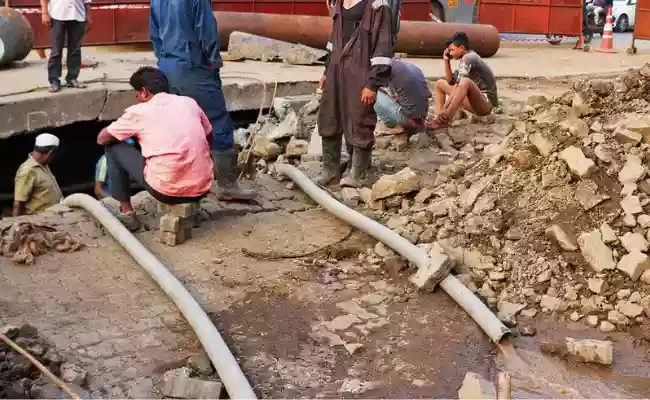 KMC stops excavation of footpaths till 20th October