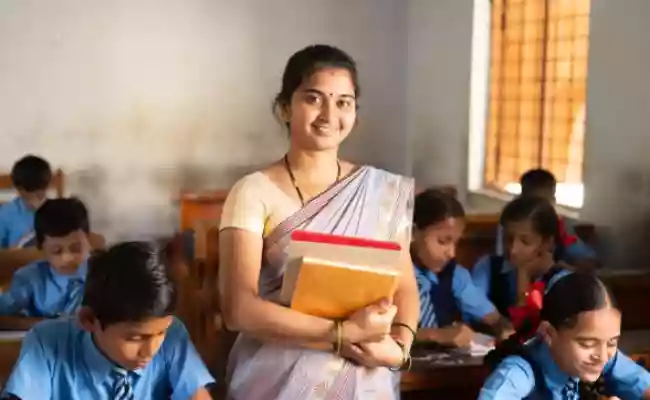 Bengal Govt hikes terminal benefit for contractual teachers to 5 lakh