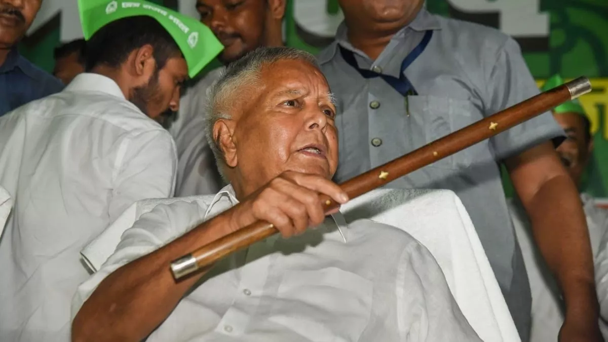 लालू यादव का दावा- अगस्त के बाद मोदी सरकार गिर जाएगी, तेजस्वी बोले- बिहार में भी समय से पहले चुनाव