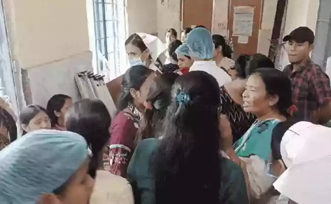 Doctor enters ICCU wearing shoes, slapped nurse when asked to remove it
