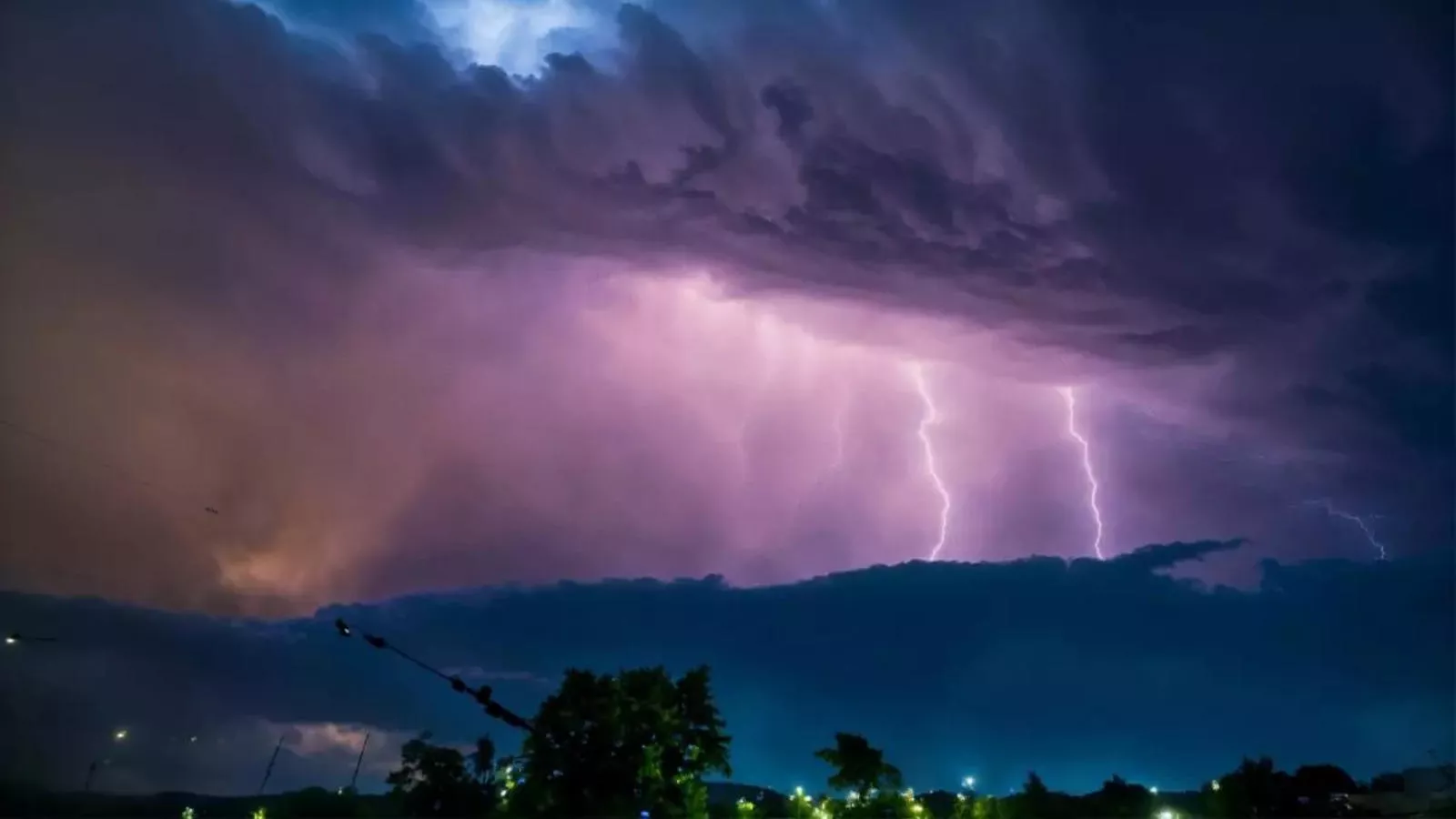 Lightning strikes claim 10 lives in Bihar within 24 hours: Officials report