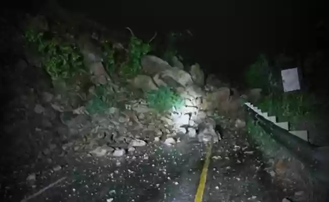 7 Indians killed as landslide sweeps away 2 buses in Nepal