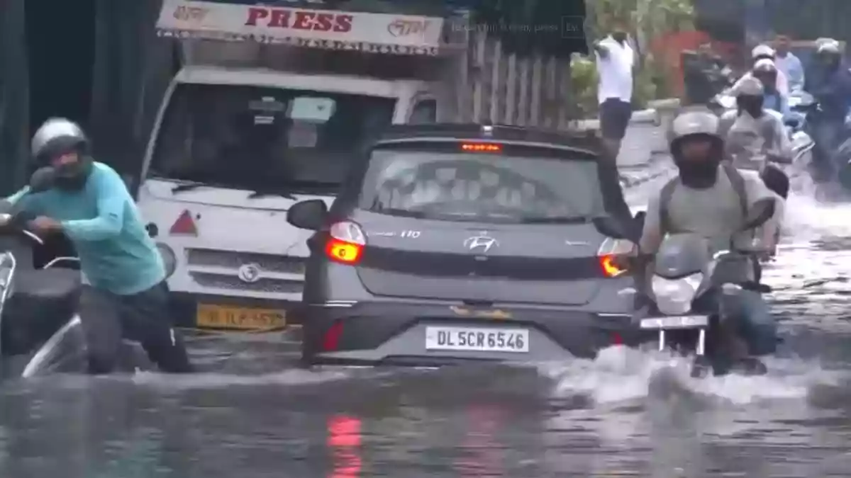 IMD warns of heavy rainfall across India, advises caution in travel