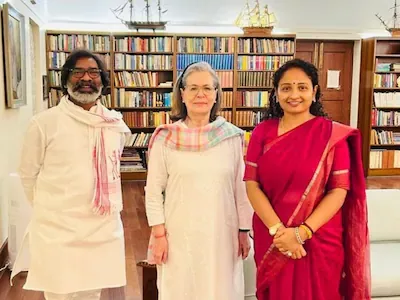 साेनिया गांधी से मिले झारखंड के मुख्यमंत्री हेमंत सोरेन